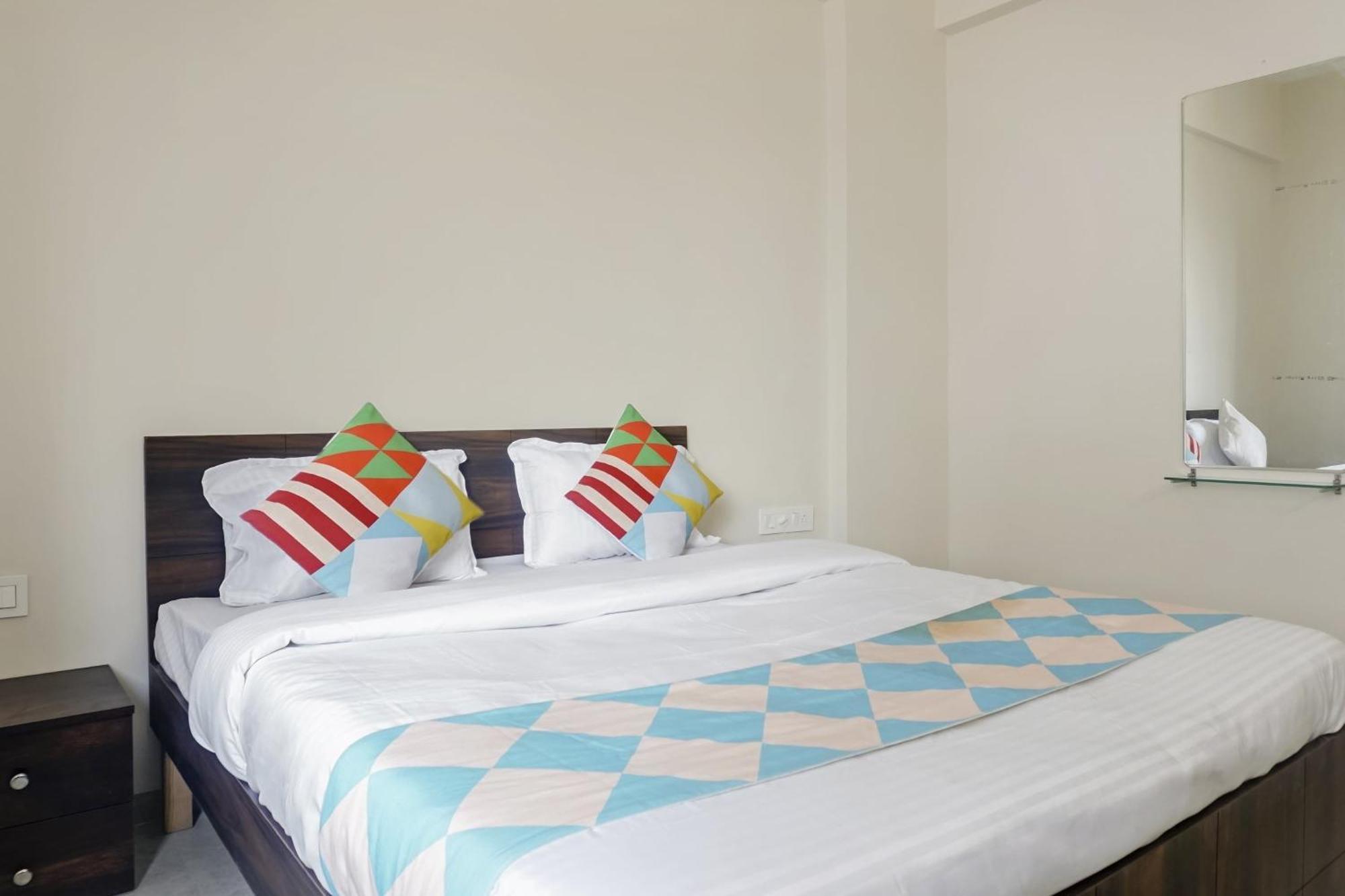 Hotel O Home Elegant Prime Ville Chinchvad エクステリア 写真
