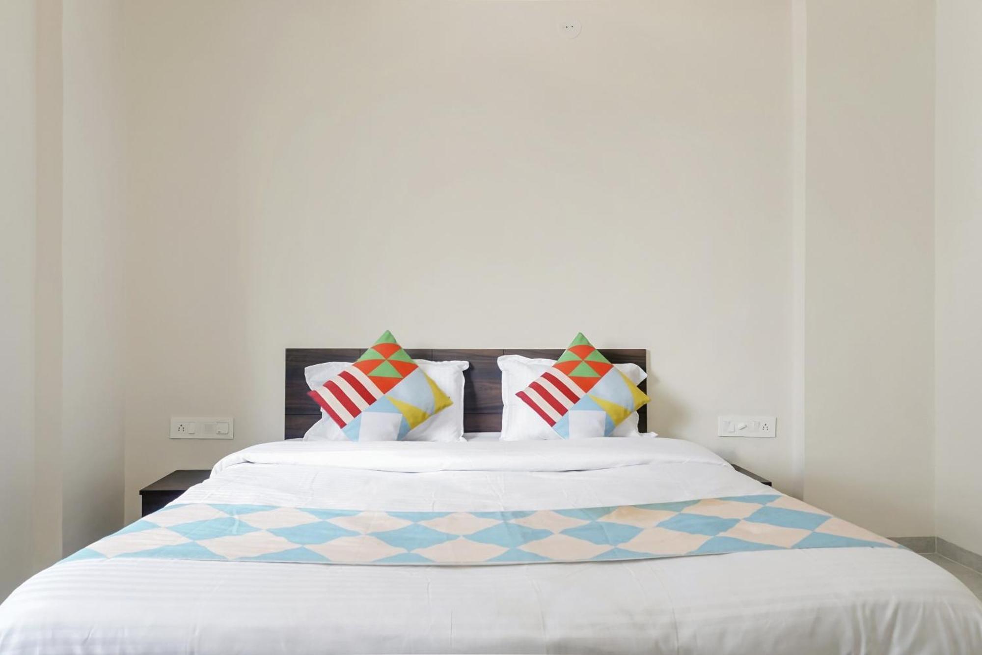 Hotel O Home Elegant Prime Ville Chinchvad エクステリア 写真